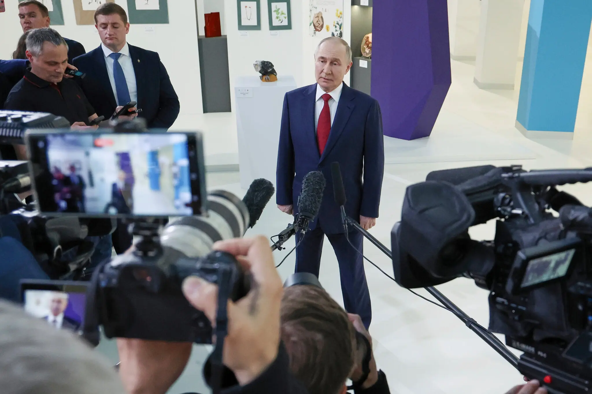 Перший візит Путіна до Курської області після відбитої української атаки: наслідки та перспективи